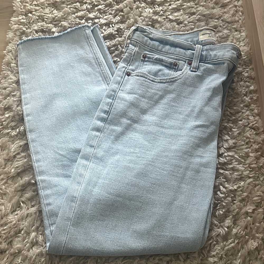 Abercrombie & Fitch Light Blue Mom Jean